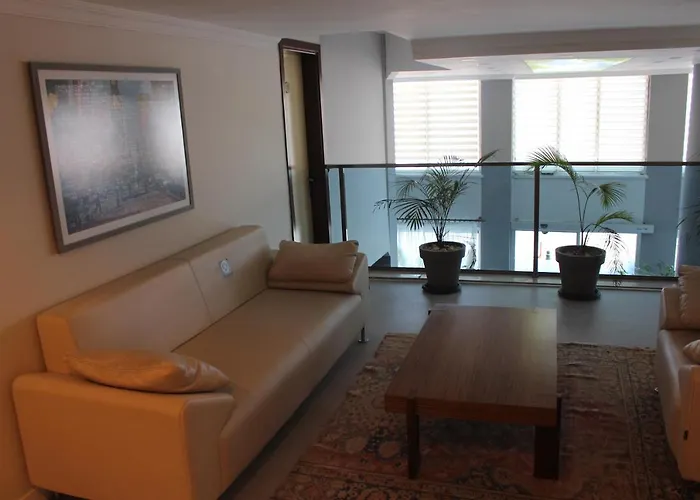 Anadolu Μαρμαρίς